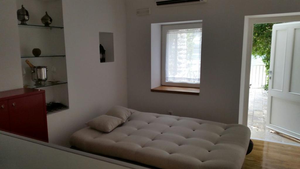 Seven Hills Duplex Eco-Cottage コトル エクステリア 写真