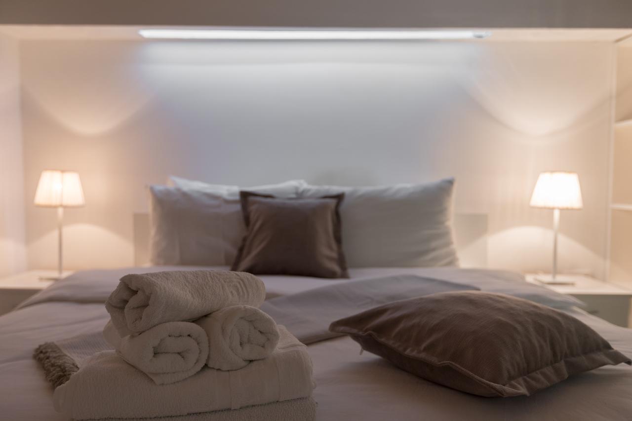 Seven Hills Duplex Eco-Cottage コトル エクステリア 写真