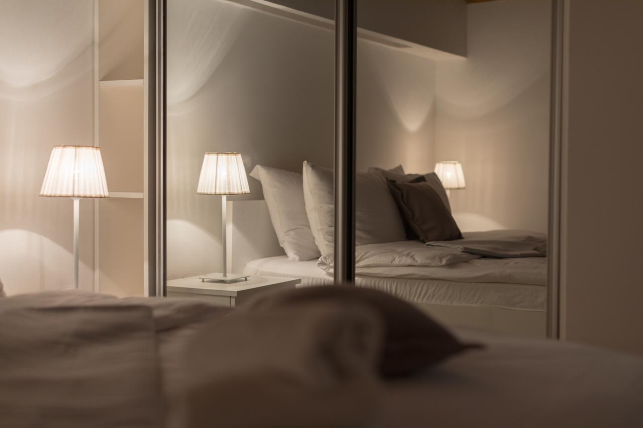Seven Hills Duplex Eco-Cottage コトル エクステリア 写真